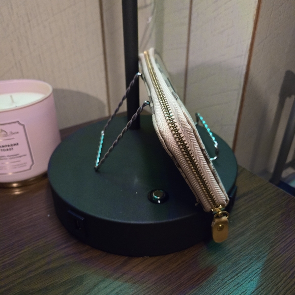 Coach Leatherware Wallet - Picture 2 of 11